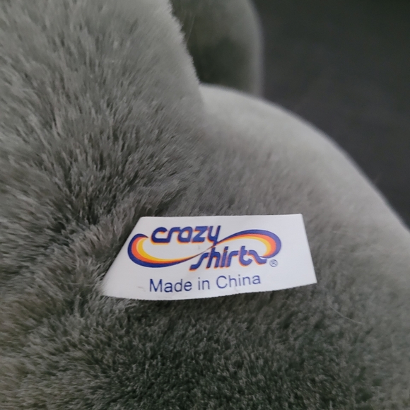 Sharka stuffed animal - Picture 6 of 6